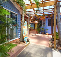 Ozzie Pozzie Backpackers - Port Macquarie YHA - Hobart Tourism