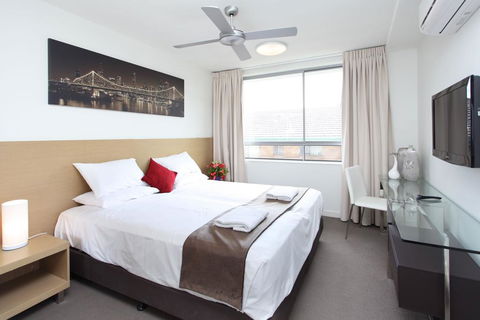 PA Apartments - Tourism TAS 1