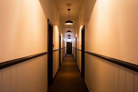 Pacific Hotel Yamba - Tourism TAS 3