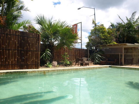 Pacific Paradise Airport Motel - Tourism TAS 3