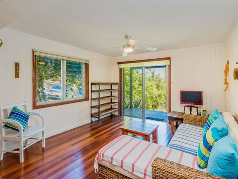 Pacifica 2 - Opposite The Beach At Brooms Head - Tourism TAS 3