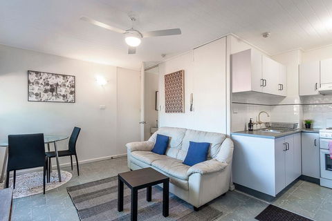 PADDINGTON PAD With PARKING & SMART TV & POOL - Tourism TAS 2