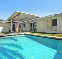 Palm 95 - Modern 4 BDRM Home with Pool