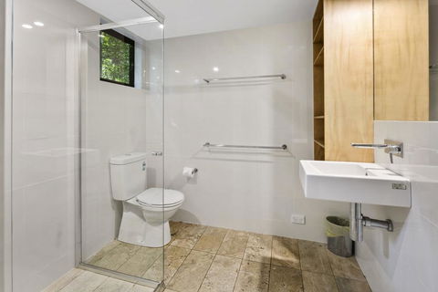 Pandanus Retreat - Hobart Tourism 2