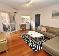 Parramatta Self-Contained Two-Bedroom Apartment 4LEN - Tourism TAS