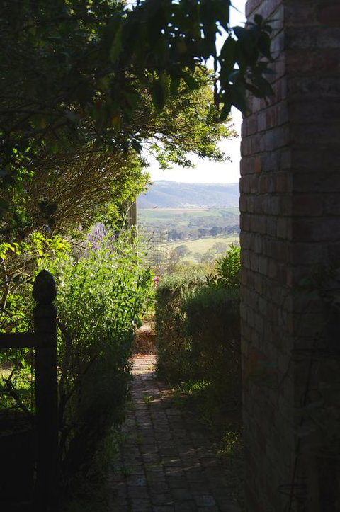 Pear Tree Hollow - Tourism TAS 3