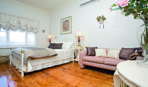 Pelican Sands Bed & Breakfast - Hobart Tourism 2