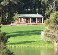 Pemberton Lake View Chalets - Tourism TAS