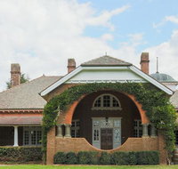 Petersons Armidale Winery and Guesthouse - Tourism TAS