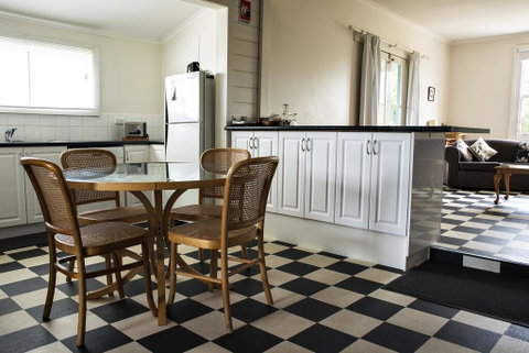 Pettit Cottage - Tourism TAS 2