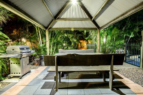 Pialba Motor Inn - Hobart Tourism 3