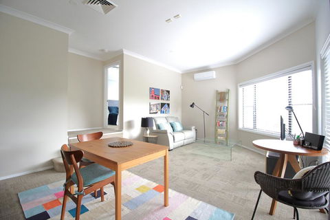 Picton Garden Apartment - Hobart Tourism 3