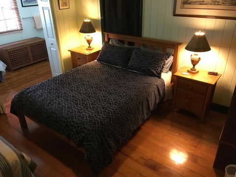 Pitstop Lodge Guesthouse B&B - Tourism TAS 3