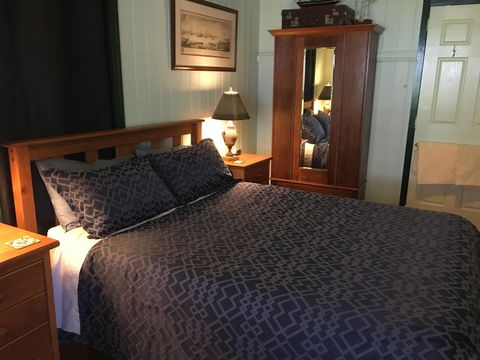 Pitstop Lodge Guesthouse B&B - Tourism TAS 1