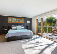 POINT LEO BEACH HOUSE - POINT LEO - Tourism TAS