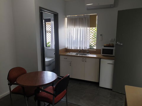 Port Aloha Motel - Hobart Tourism 3