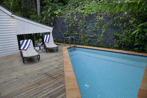Port Douglas Cottage & Lodge - Tourism TAS 1