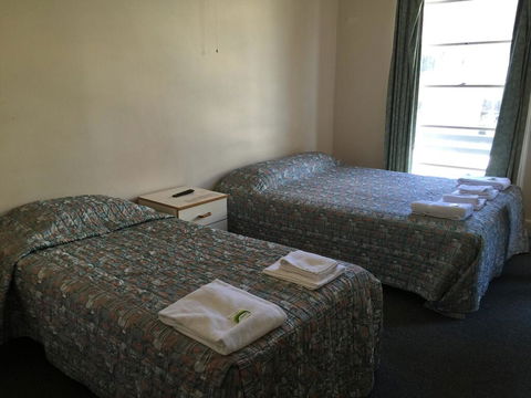 Port Macquarie Hotel - Hobart Tourism 1