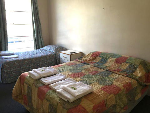 Port Macquarie Hotel - Hobart Tourism 3