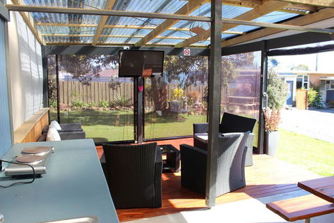 Portland Retro Motel - Hobart Tourism 1