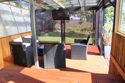 Portland Retro Motel - Hobart Tourism 0