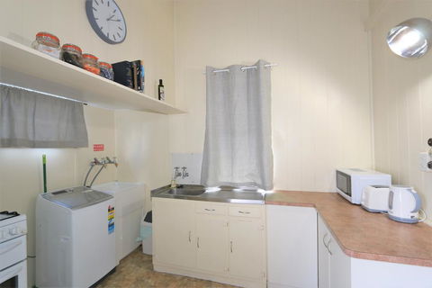 Portside Apartments Maryborough - Hobart Tourism 1
