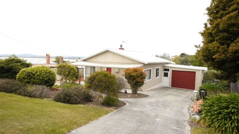 Position On Alexander - Hobart Tourism 0