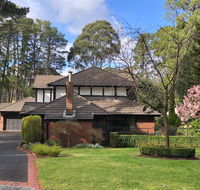 Pride Leisure Garden House - Hobart Tourism