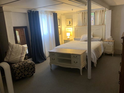 Private Room Downstairs Area - Tourism TAS 0