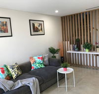 Private Room in Modern Comfortable Home Stay - Hobart Tourism