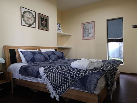 Private Villa With Great Views - Hobart Tourism 3