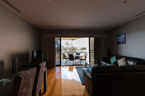 Promenade Executive Apartments - Tourism TAS 0