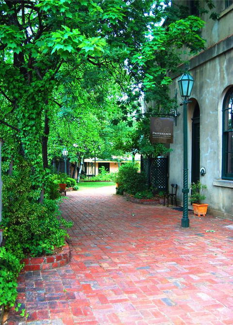 Provenance Accommodation - Tourism TAS 3