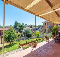 Quiet and spacious living close to all attractions - Hobart Tourism