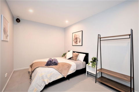 Quiet Private Room In Strathfield 3min To Train Stationg3 - Tourism TAS 3