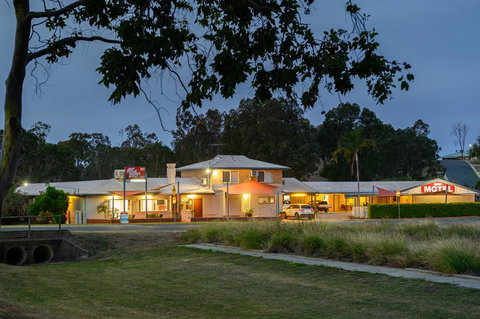 Raintree Motel Biloela - Hobart Tourism 0