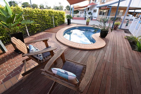 Raintree Motel Biloela - Hobart Tourism 1