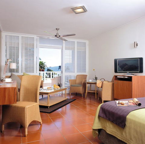 Ramada By Wyndham Cairns City Centre - Hobart Tourism 1