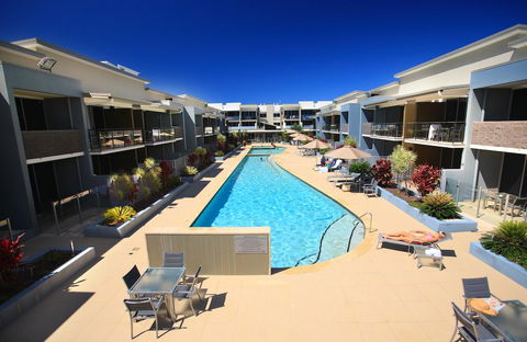 Ramada By Wyndham Hervey Bay - Hobart Tourism 1