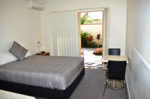 Redland Bay Motel - Tourism TAS 3