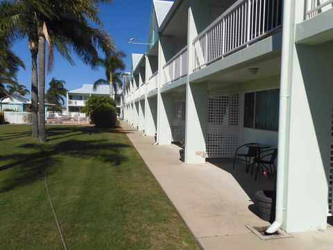 Reef Adventureland Motor Inn - Hobart Tourism 1