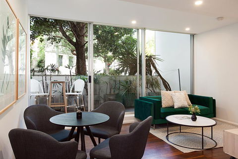 Refined Apartment Close To Nightlife, Restaurants With Car Space - Tourism TAS 0