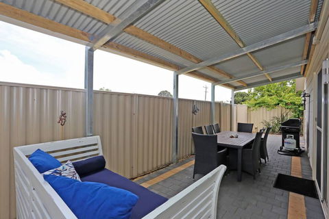 Relax At Falcon By The Bay - Tourism TAS 3