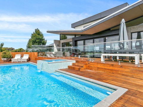 Remo Resort - Hobart Tourism 0