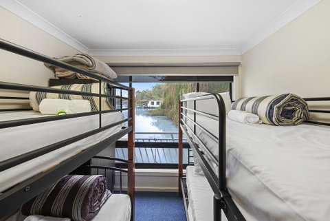 Renmark River Villas And Boats & Bedzzz - Tourism TAS 3