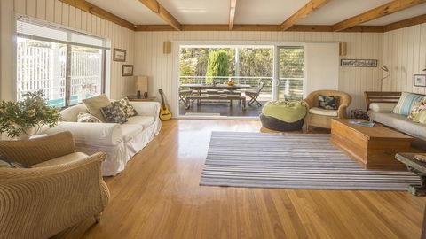Rennies Retreat-Bushland & Ocean Views - Tourism TAS 0