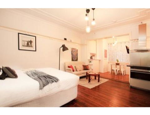 Renovated Art Deco Studio Minutes From The City - Tourism TAS 0