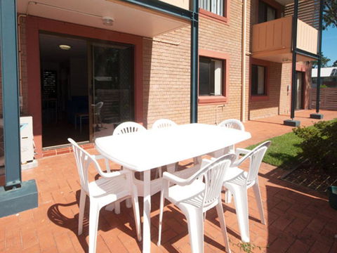 Resort Style Holiday - Hobart Tourism 3