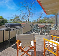 REST ASHORE at MOLLYMOOK