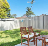 Riverwood Bright 3 Bedroom House with Parking - Hobart Tourism